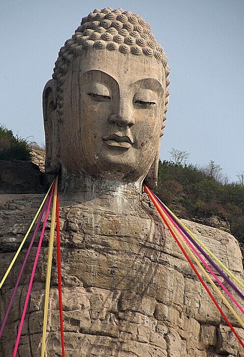 世界最早的大型石佛山西蒙山大佛實拍